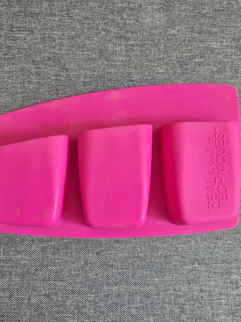 Real Techniques Bright Pink Silicone Makeup Brush Organizer for Mirror